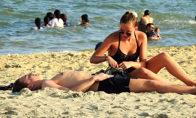 Biển Hạ Long ken đặc người ngày nghỉ lễ